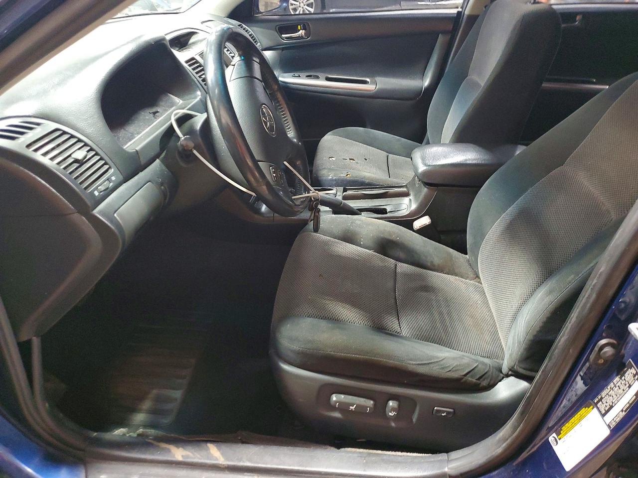 2005 TOYOTA CAMRY LE photo 7