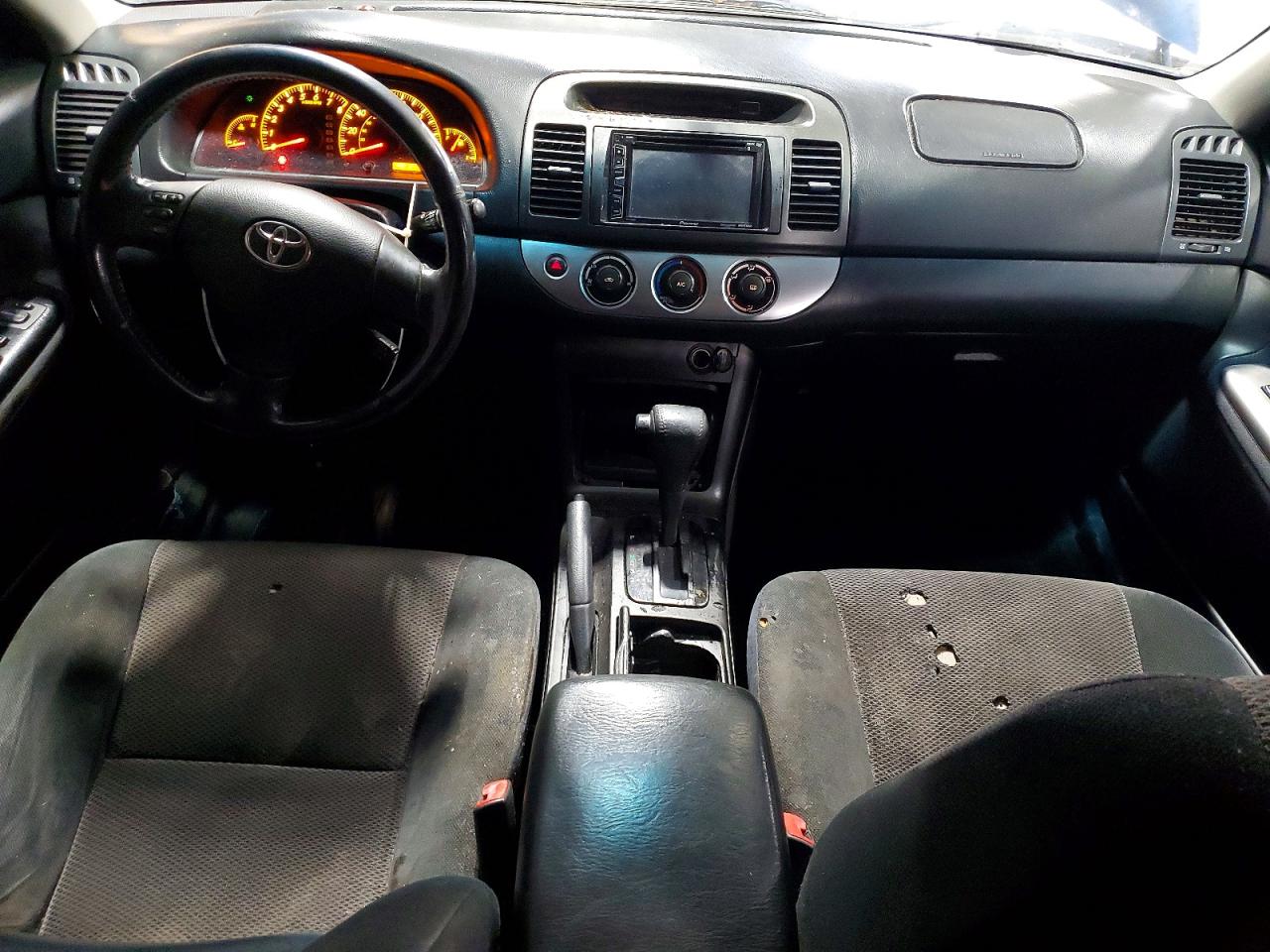 2005 TOYOTA CAMRY LE photo 8
