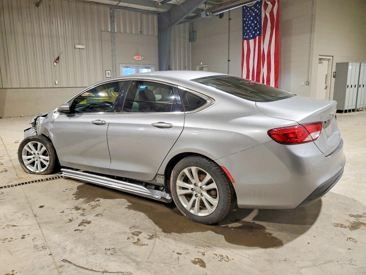 2016 CHRYSLER 200 LX photo 2