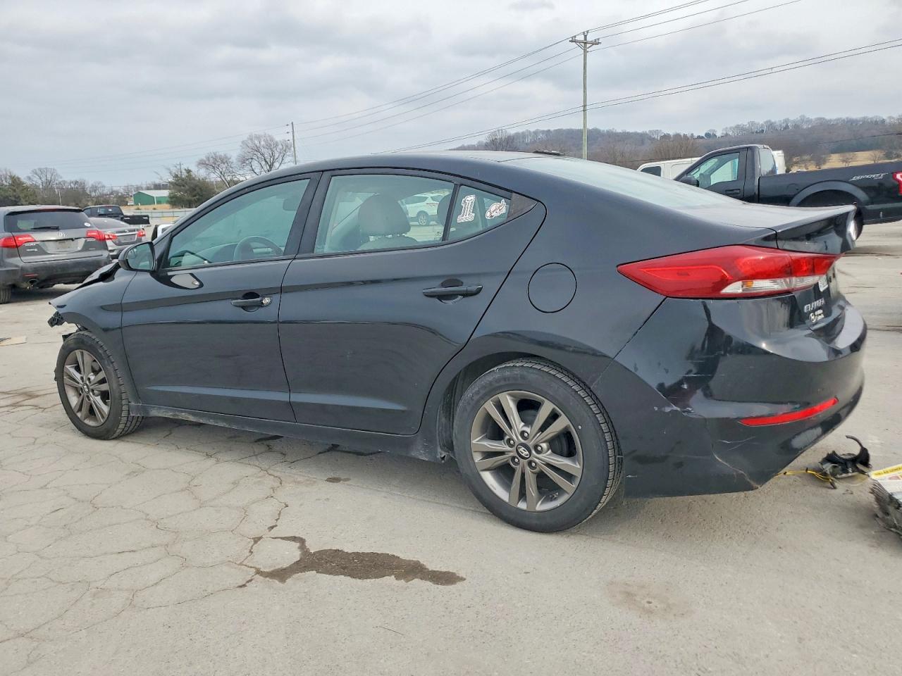 2017 HYUNDAI ELANTRA SE photo 4