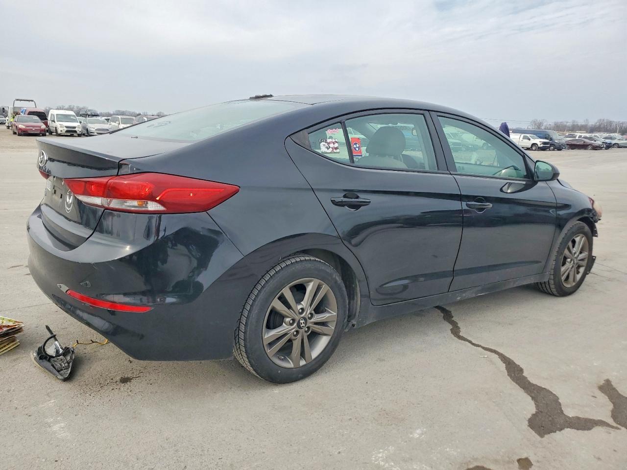 2017 HYUNDAI ELANTRA SE photo 7