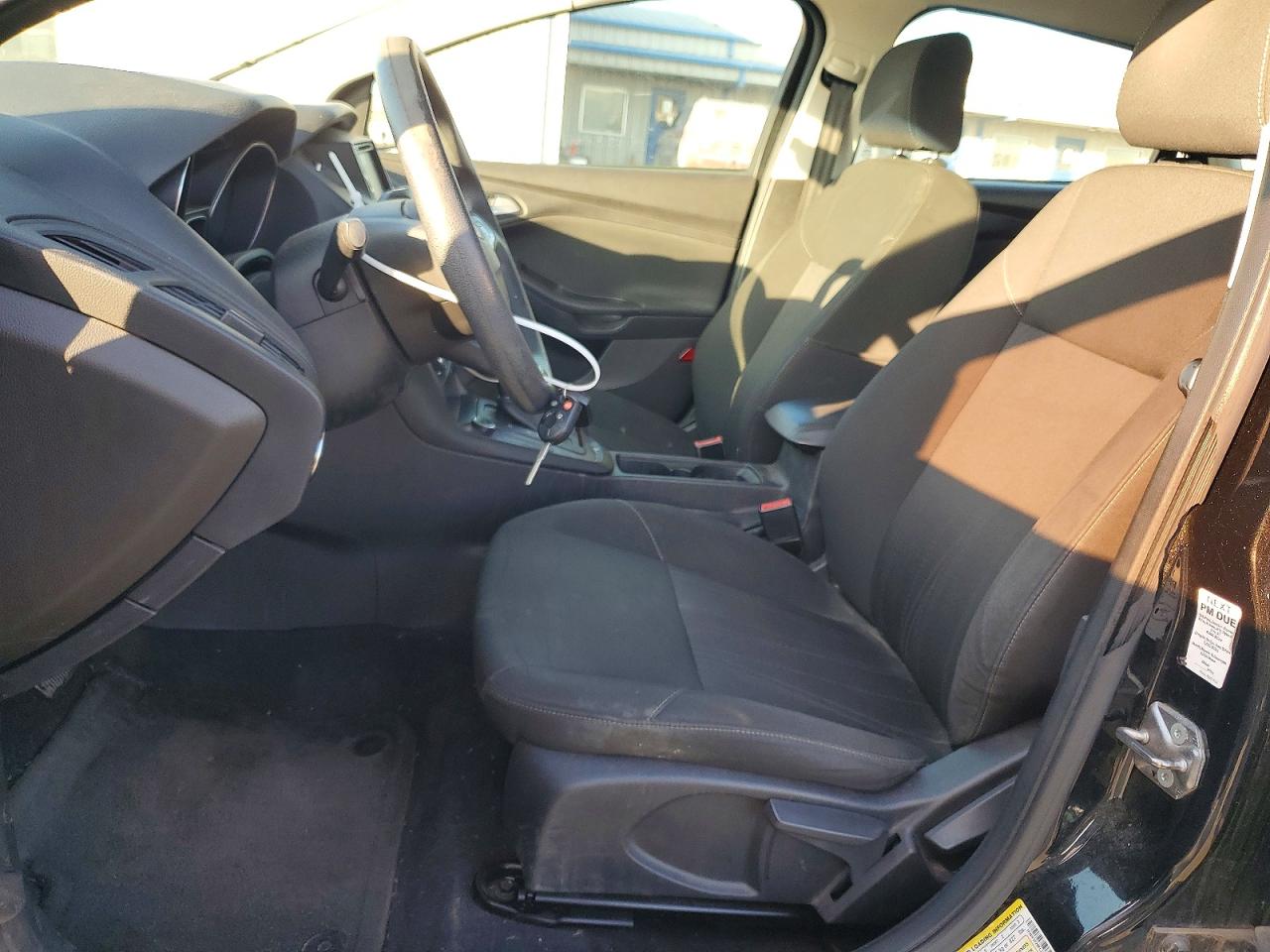 2015 FORD FOCUS SE photo 7