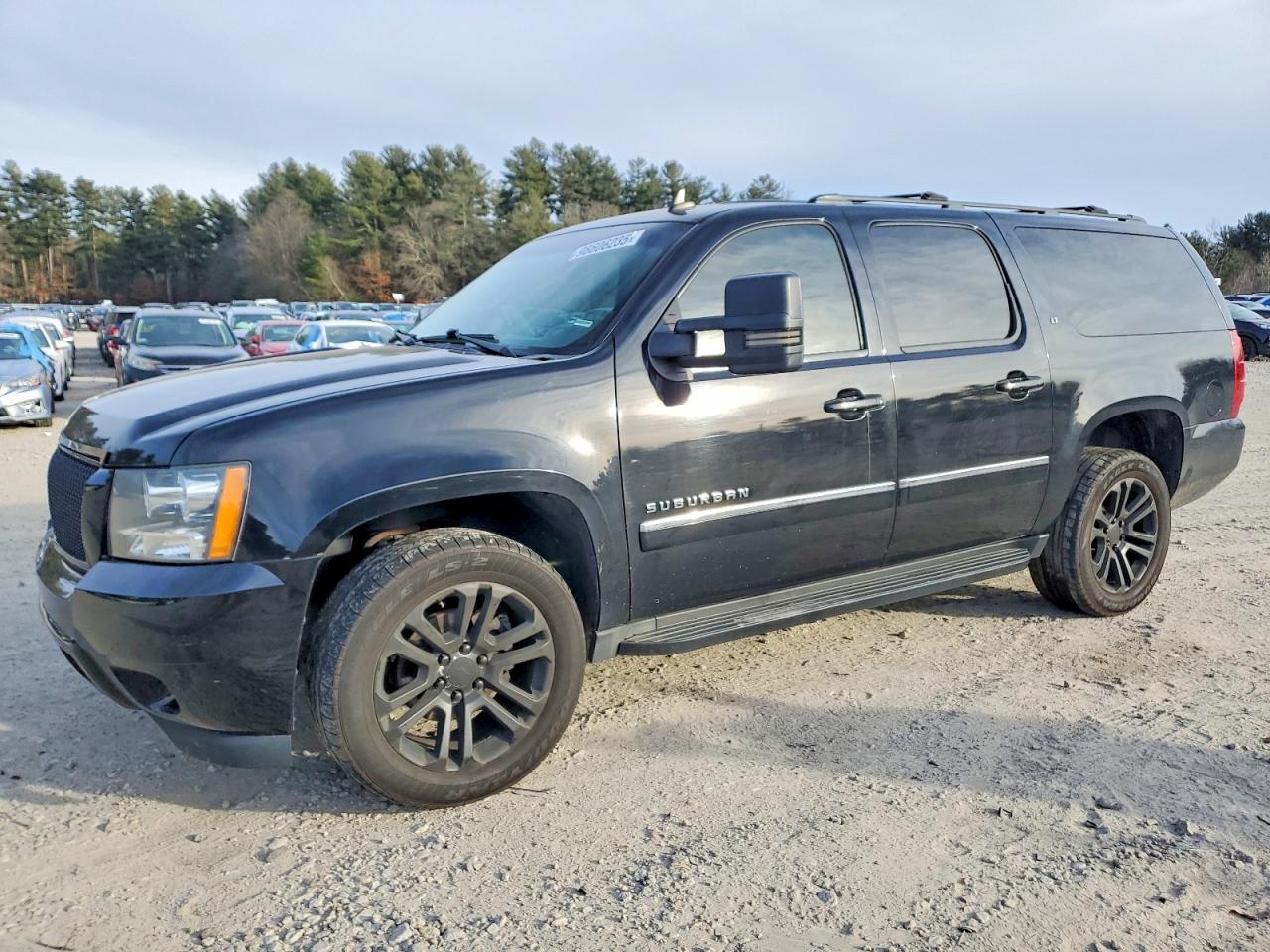 2013 CHEVROLET SUBURBAN