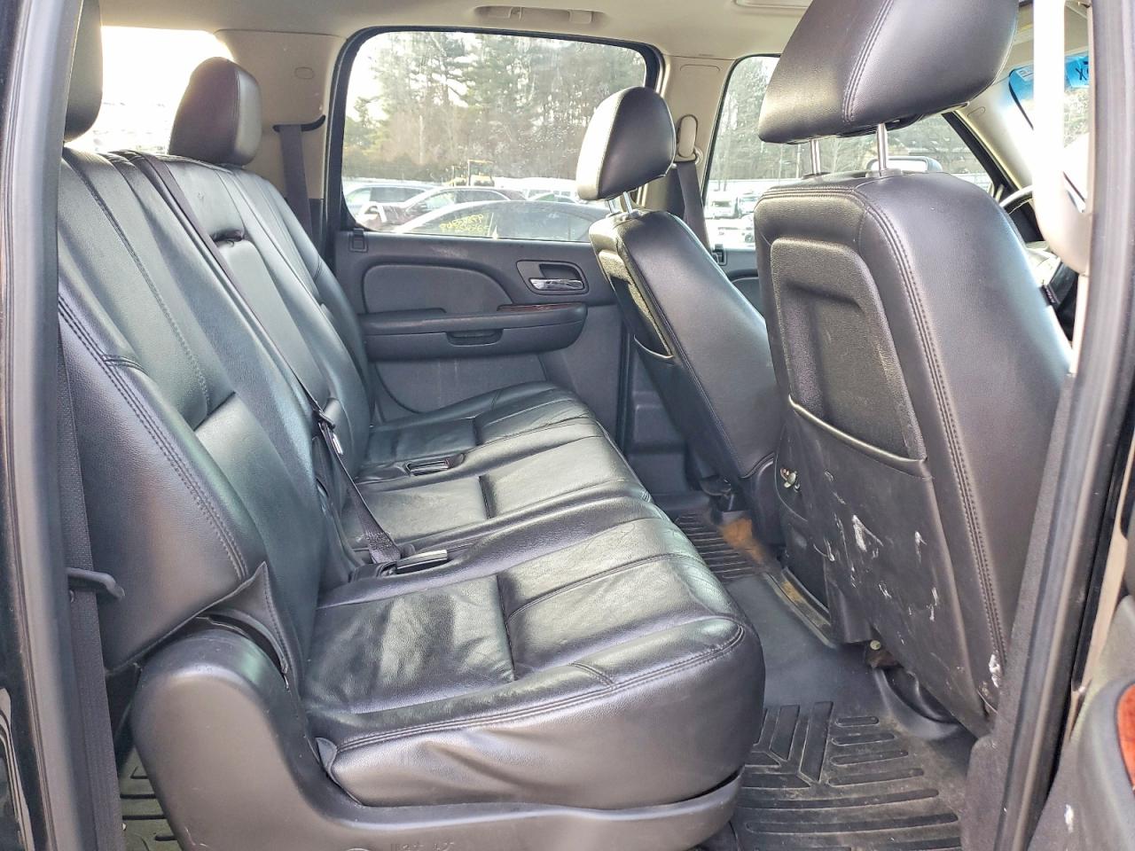2013 CHEVROLET SUBURBAN K1500 LT photo 31
