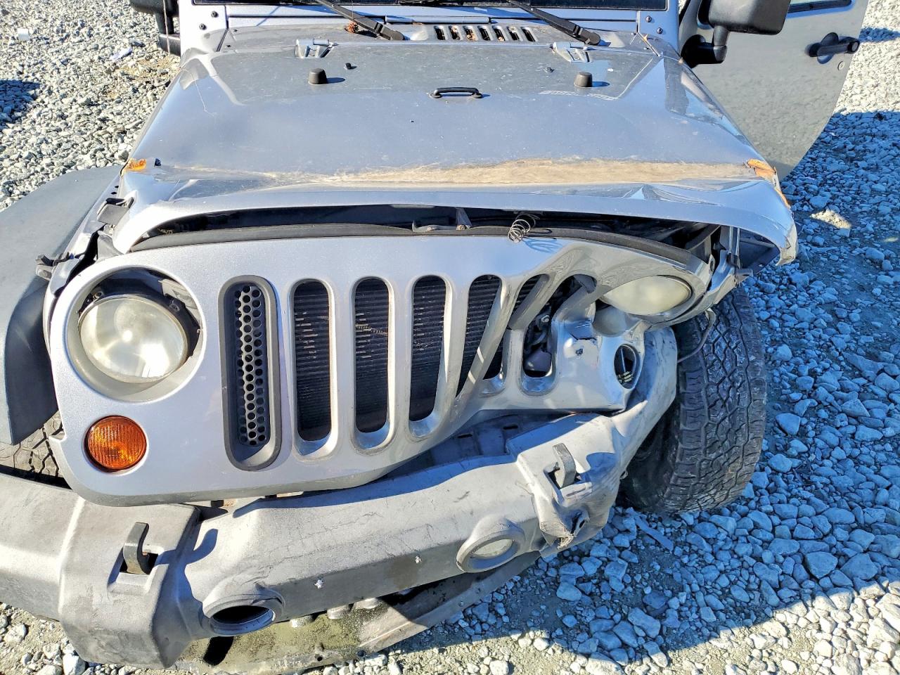 2013 JEEP WRANGLER SPORT photo 11