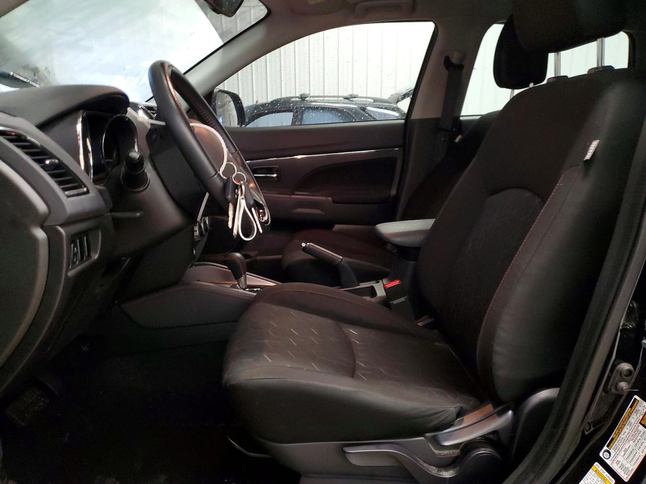 2023 MITSUBISHI OUTLANDER SPORT S photo 13