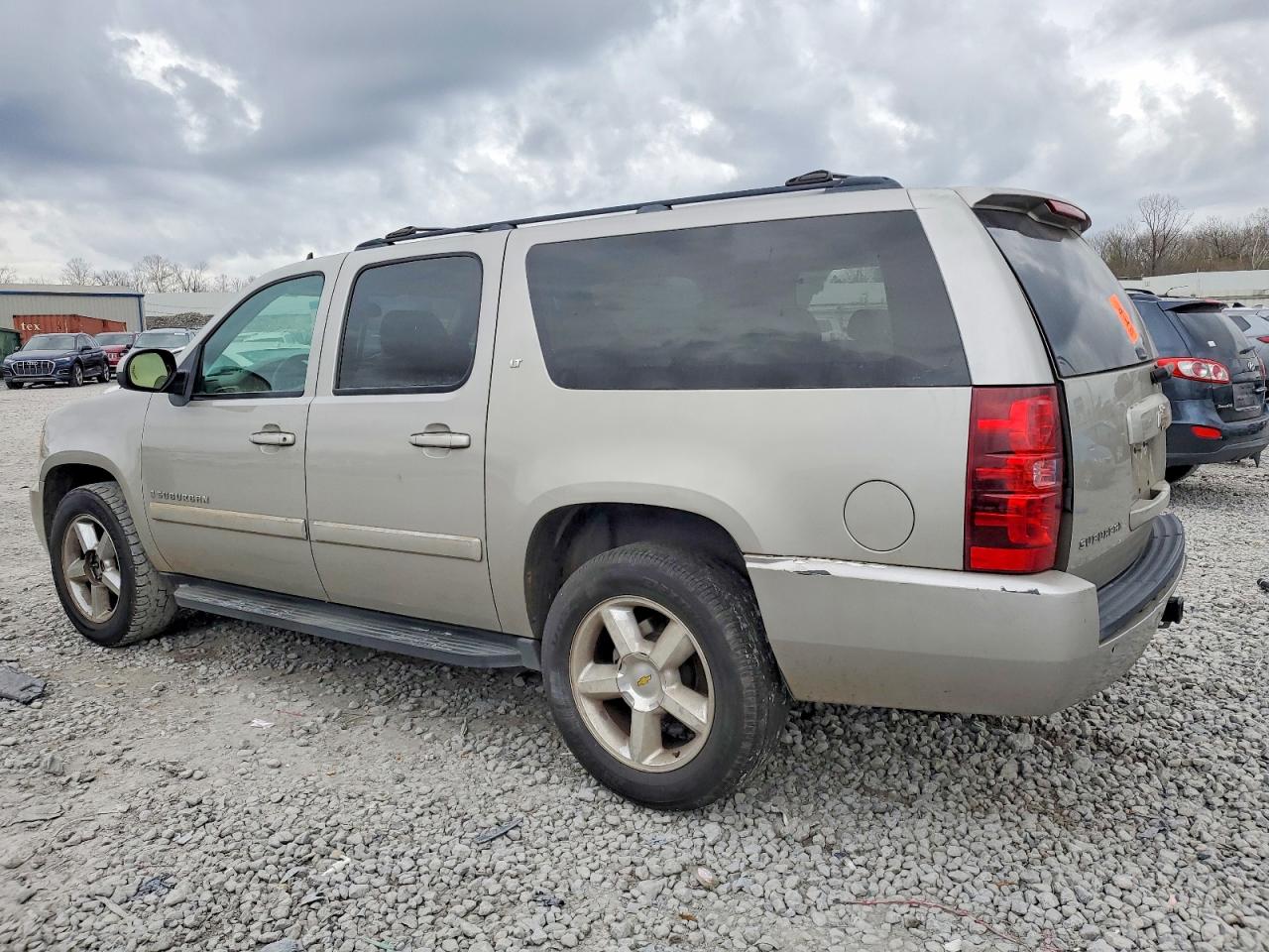 2008 CHEVROLET SUBURBAN C1500 LS photo 2