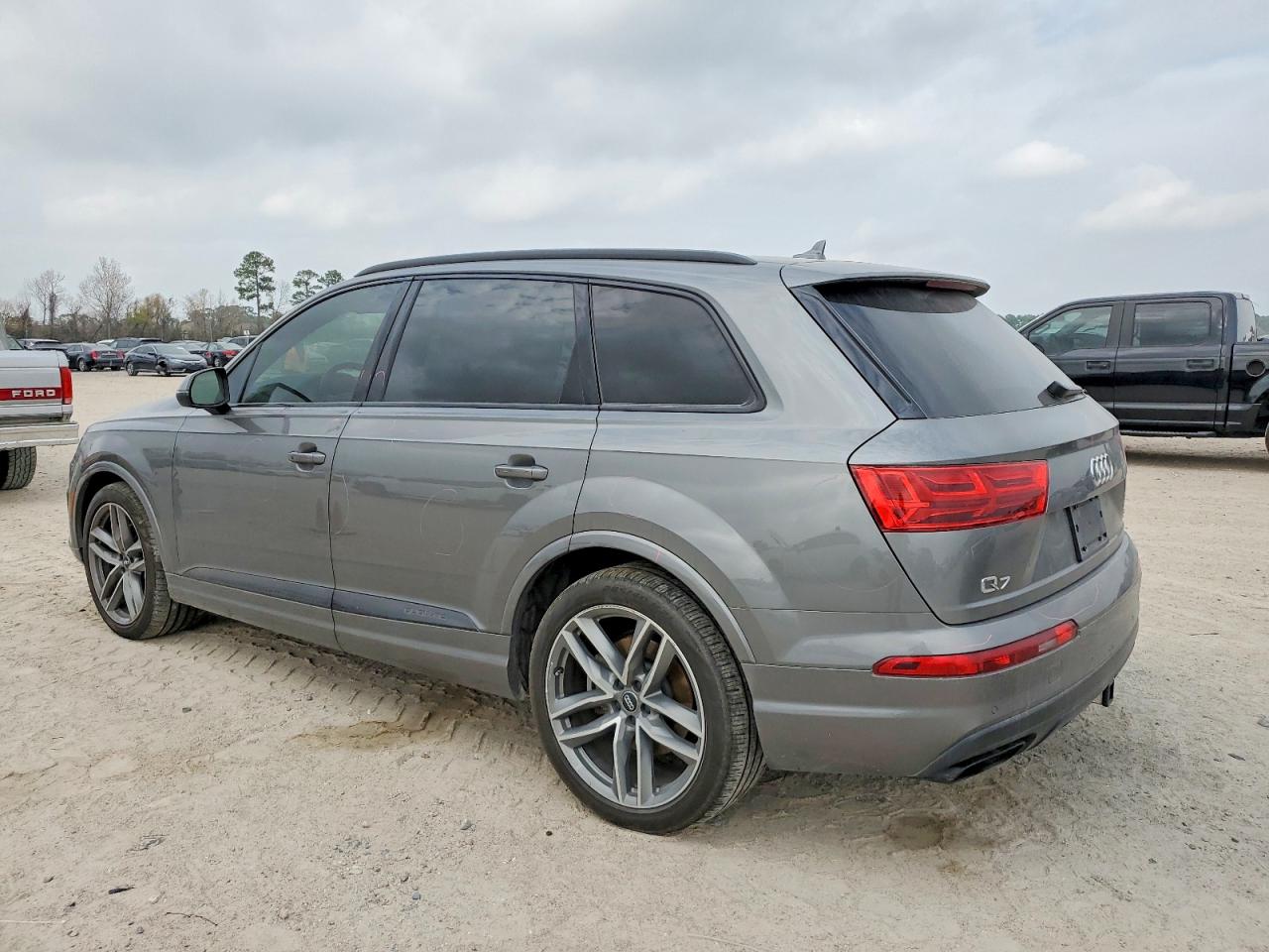 2018 AUDI Q7 PRESTIGE photo 2