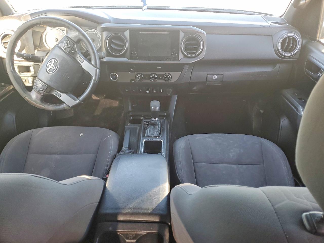 2019 TOYOTA TACOMA DOUBLE CAB photo 8