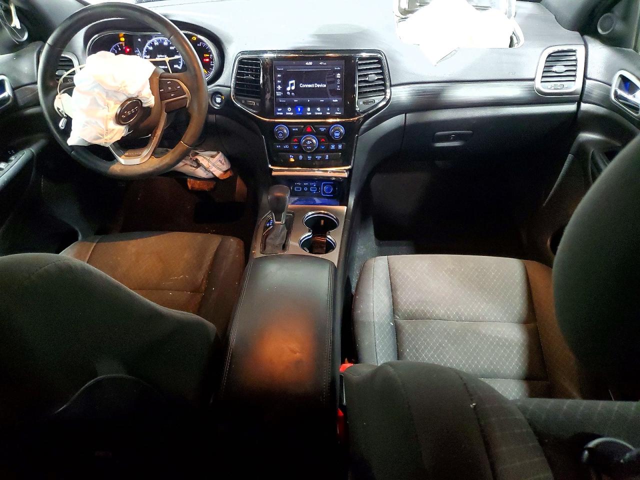 2019 JEEP GRAND CHEROKEE LAREDO photo 8