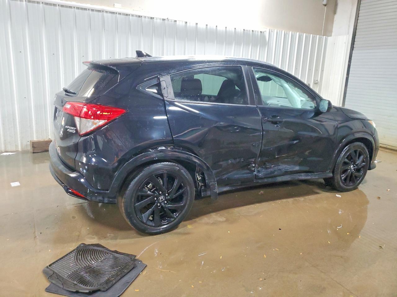 2021 HONDA HR-V SPORT photo 3