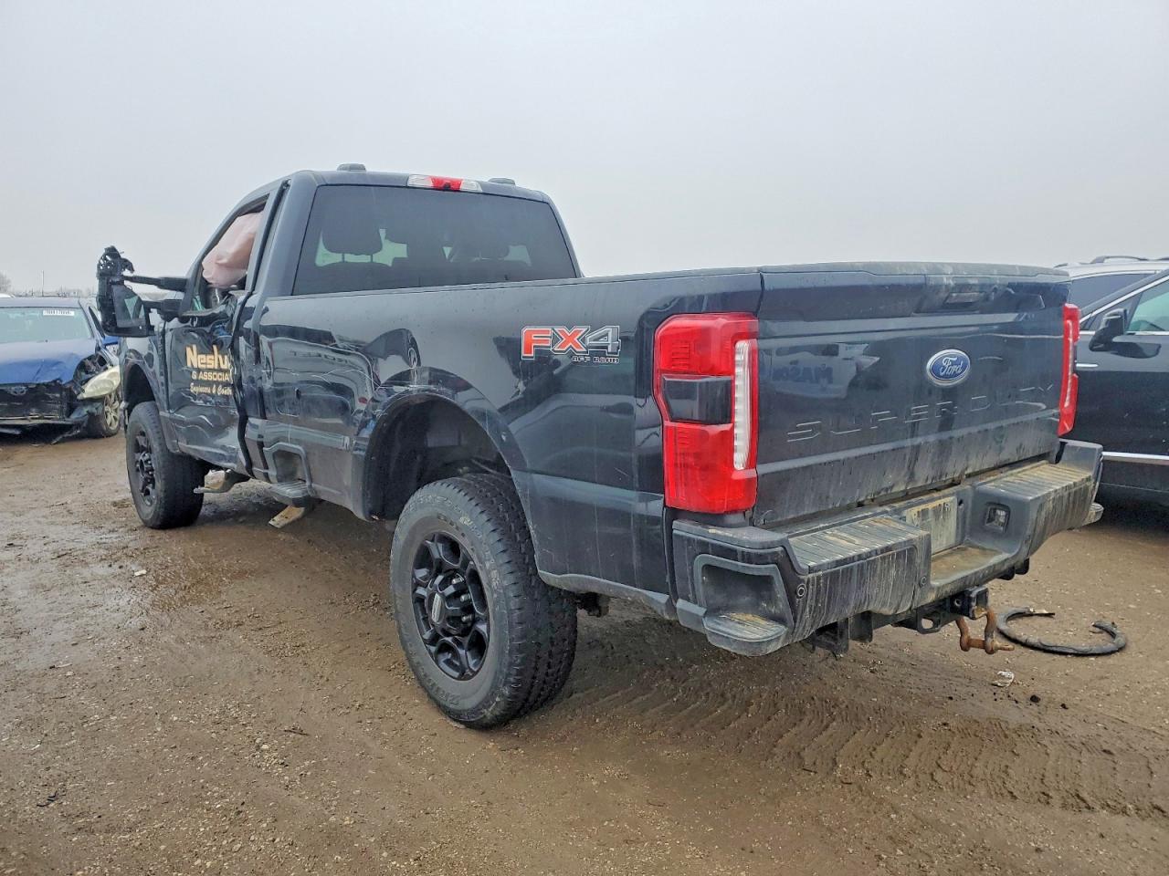 2023 FORD F350 SUPER DUTY photo 2
