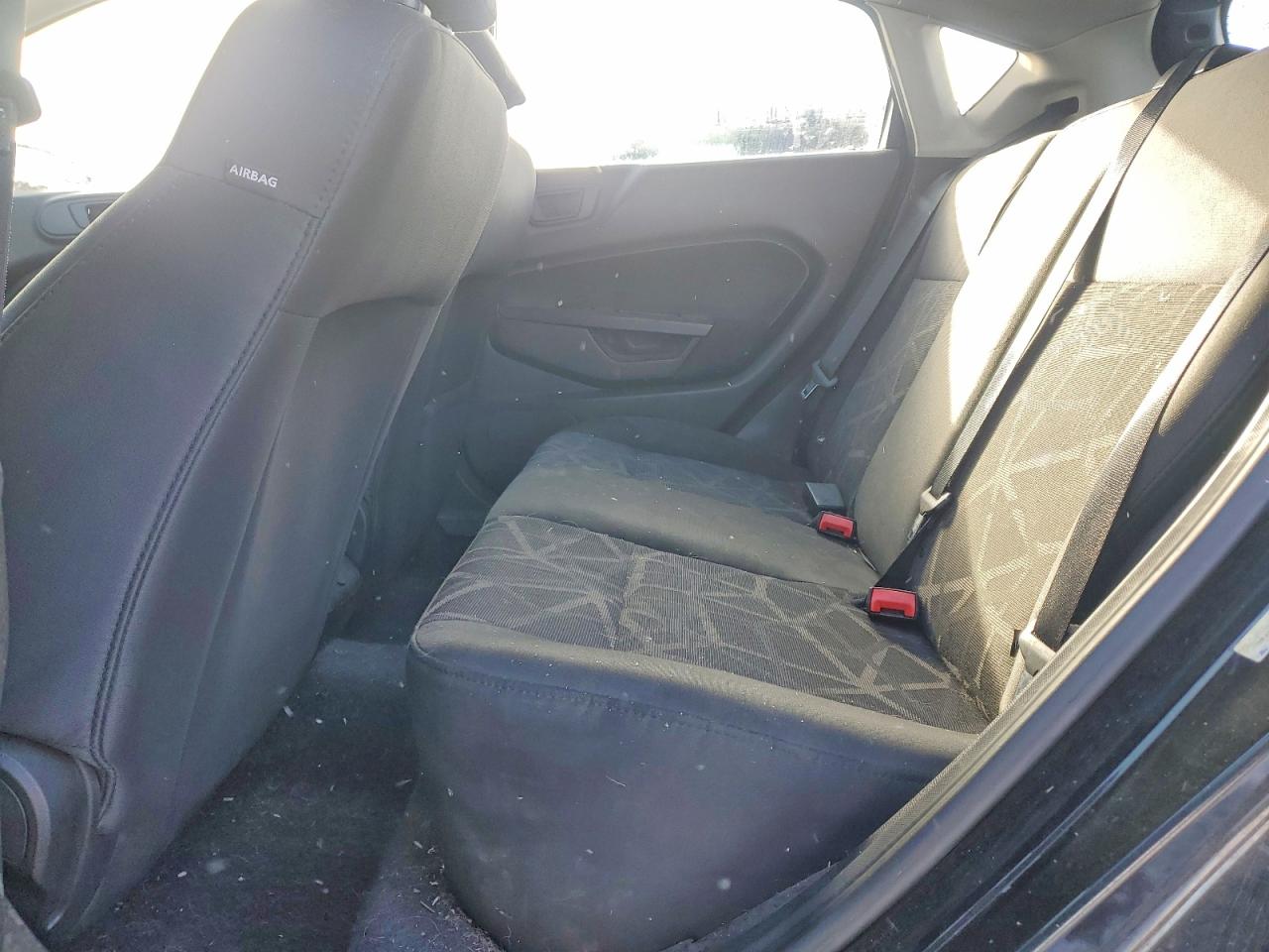 2012 FORD FIESTA SE photo 19