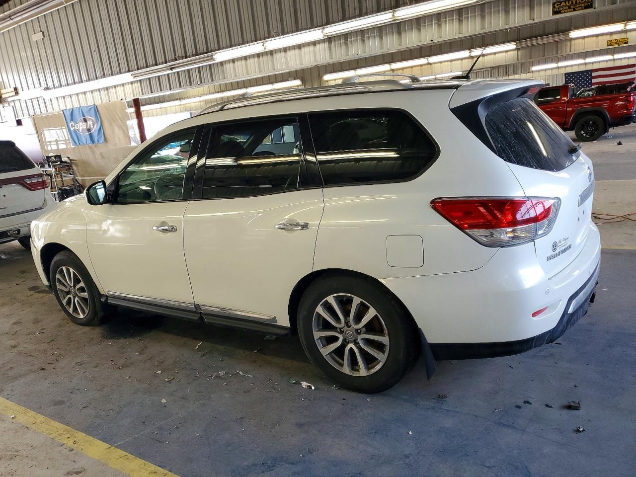 2013 NISSAN PATHFINDER S photo 4
