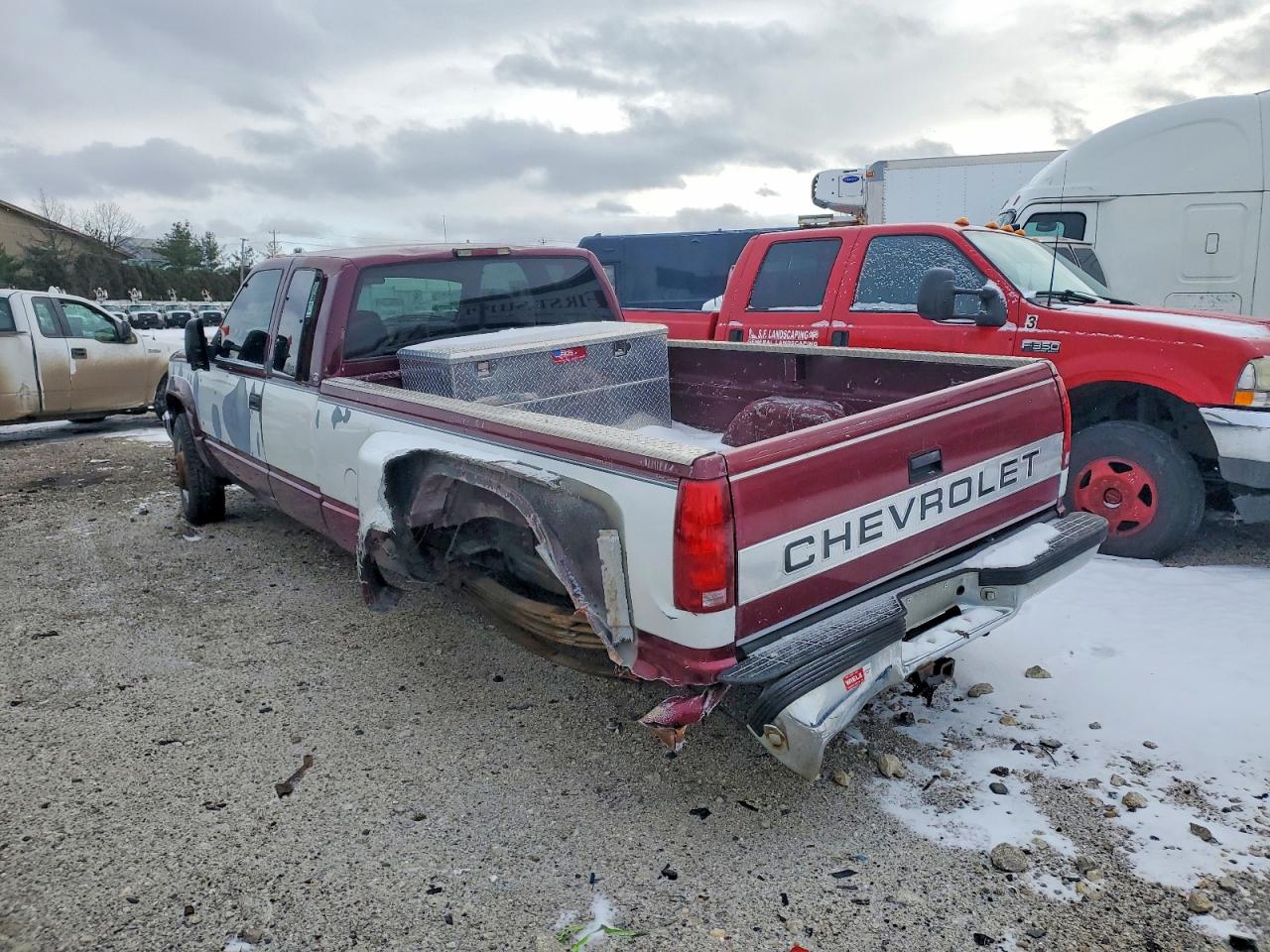 1995 CHEVROLET GMT-400 K3500 photo 2