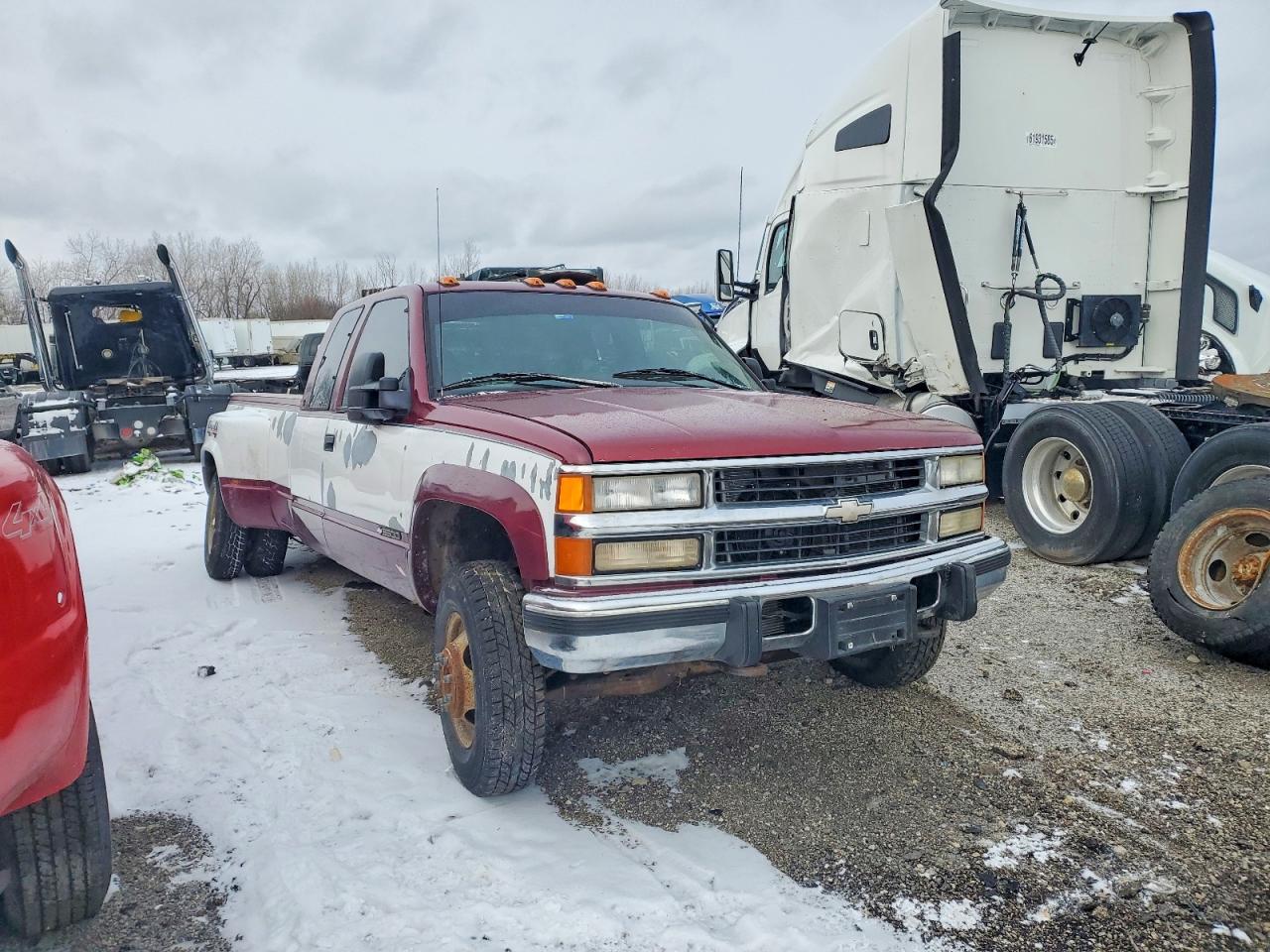 1995 CHEVROLET GMT-400 K3500 photo 4