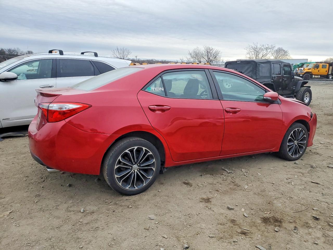 2014 TOYOTA COROLLA L photo 3