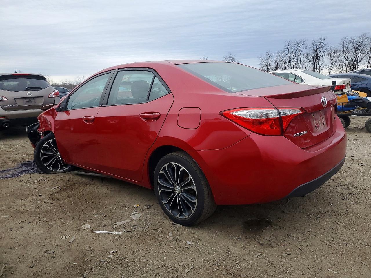 2014 TOYOTA COROLLA L photo 2