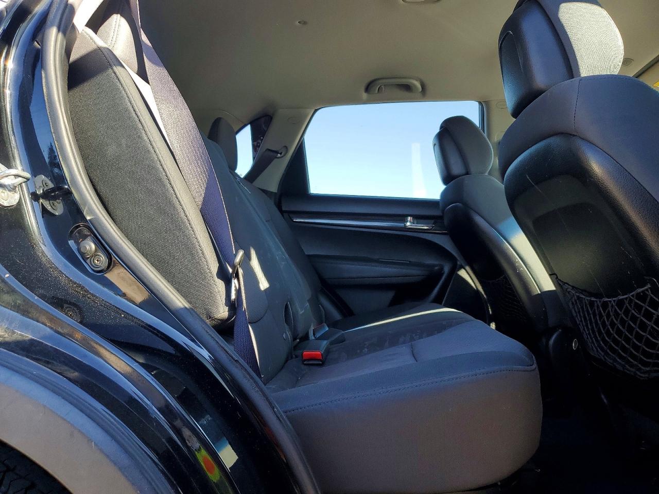 2013 KIA SORENTO LX photo 10