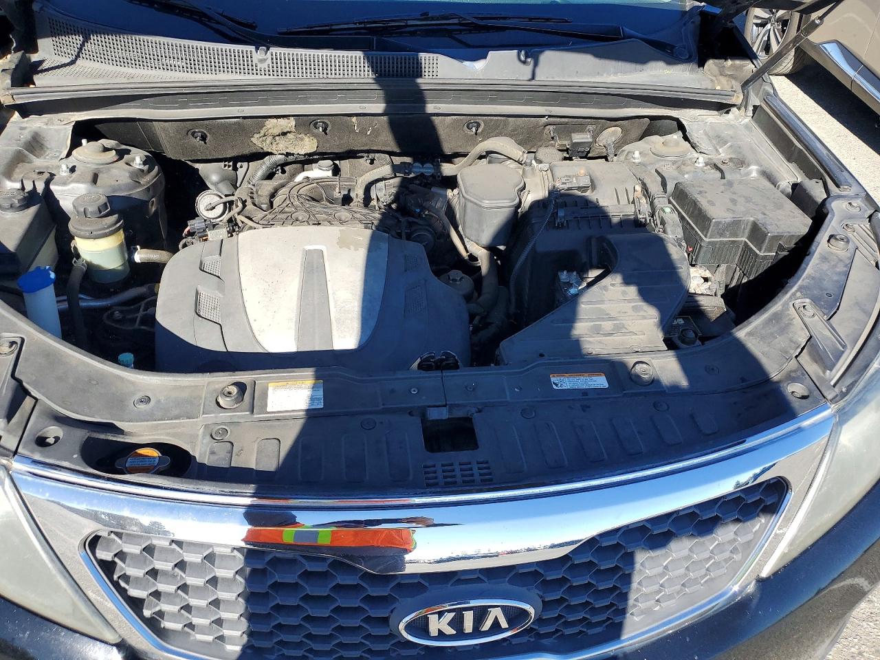 2013 KIA SORENTO LX photo 11