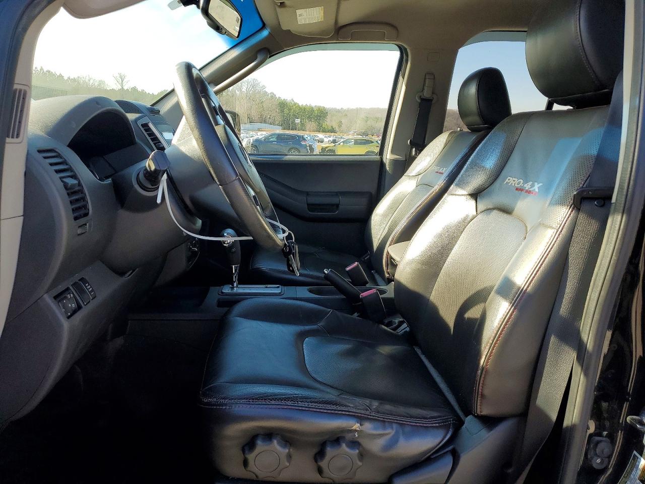 2011 NISSAN XTERRA OFF ROAD photo 13