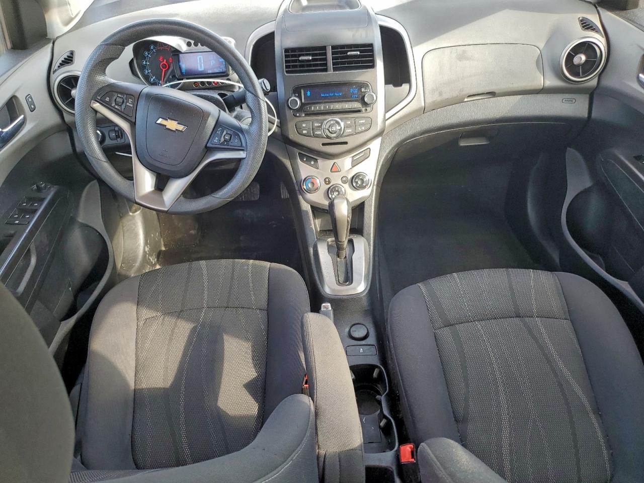 2014 CHEVROLET SONIC LT photo 8