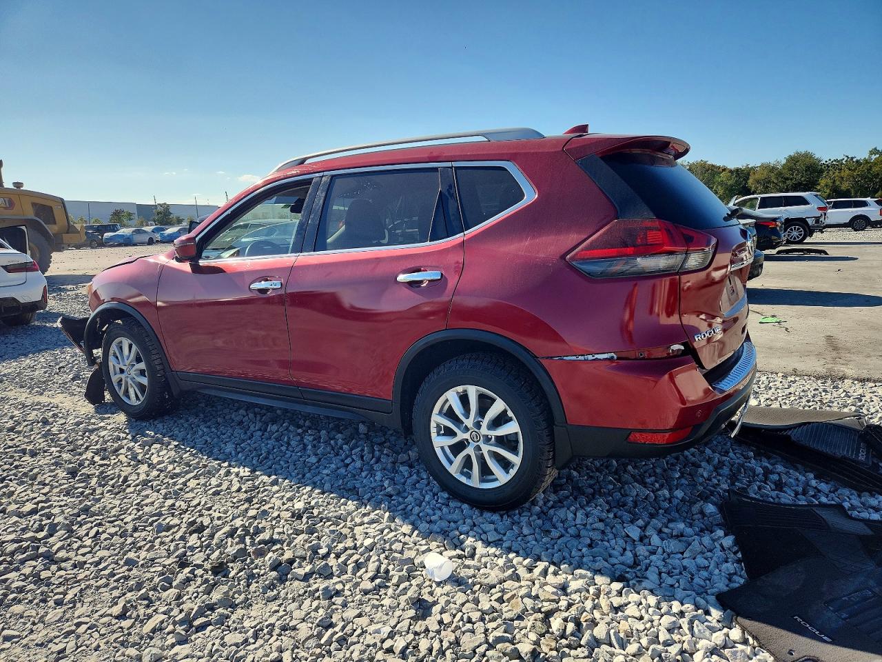 2019 NISSAN ROGUE S photo 2