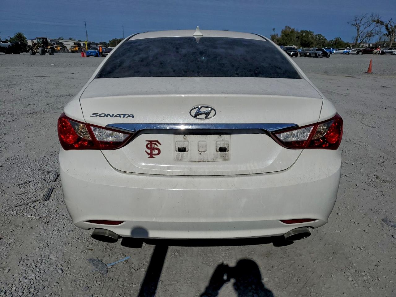 2011 HYUNDAI SONATA SE photo 6