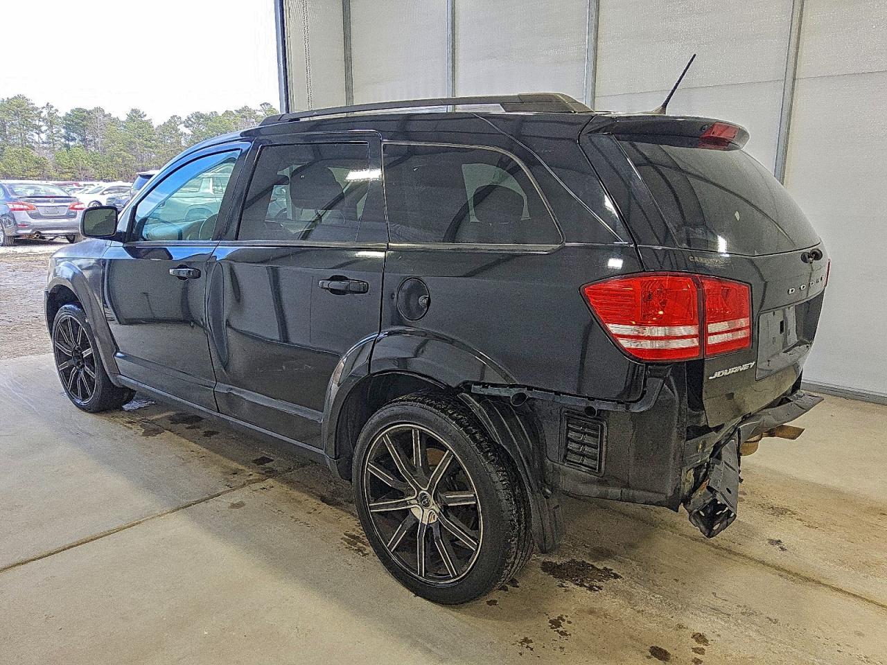 2018 DODGE JOURNEY SE photo 2