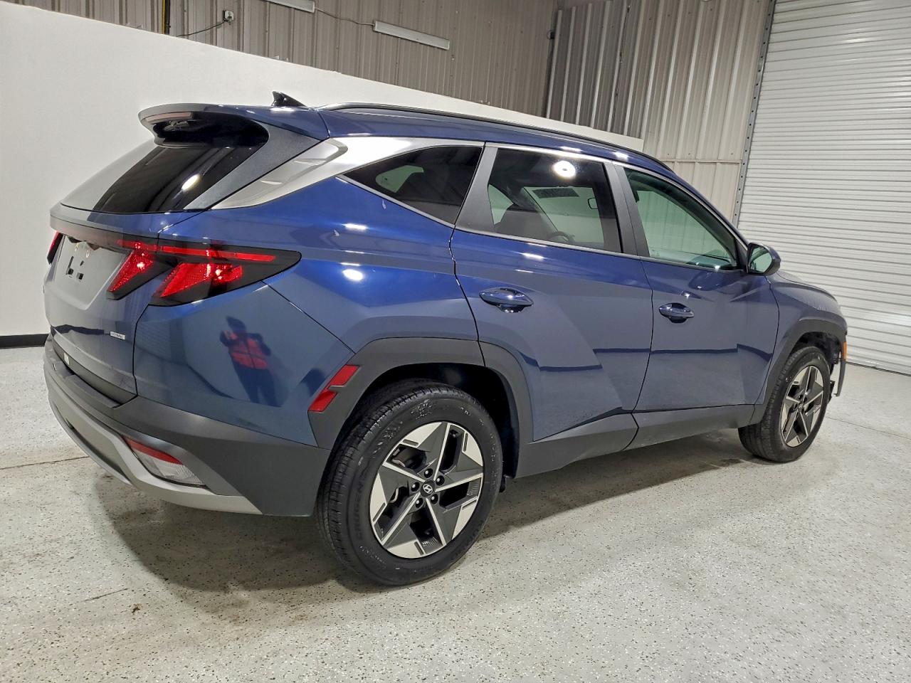 2025 HYUNDAI TUCSON SEL photo 3
