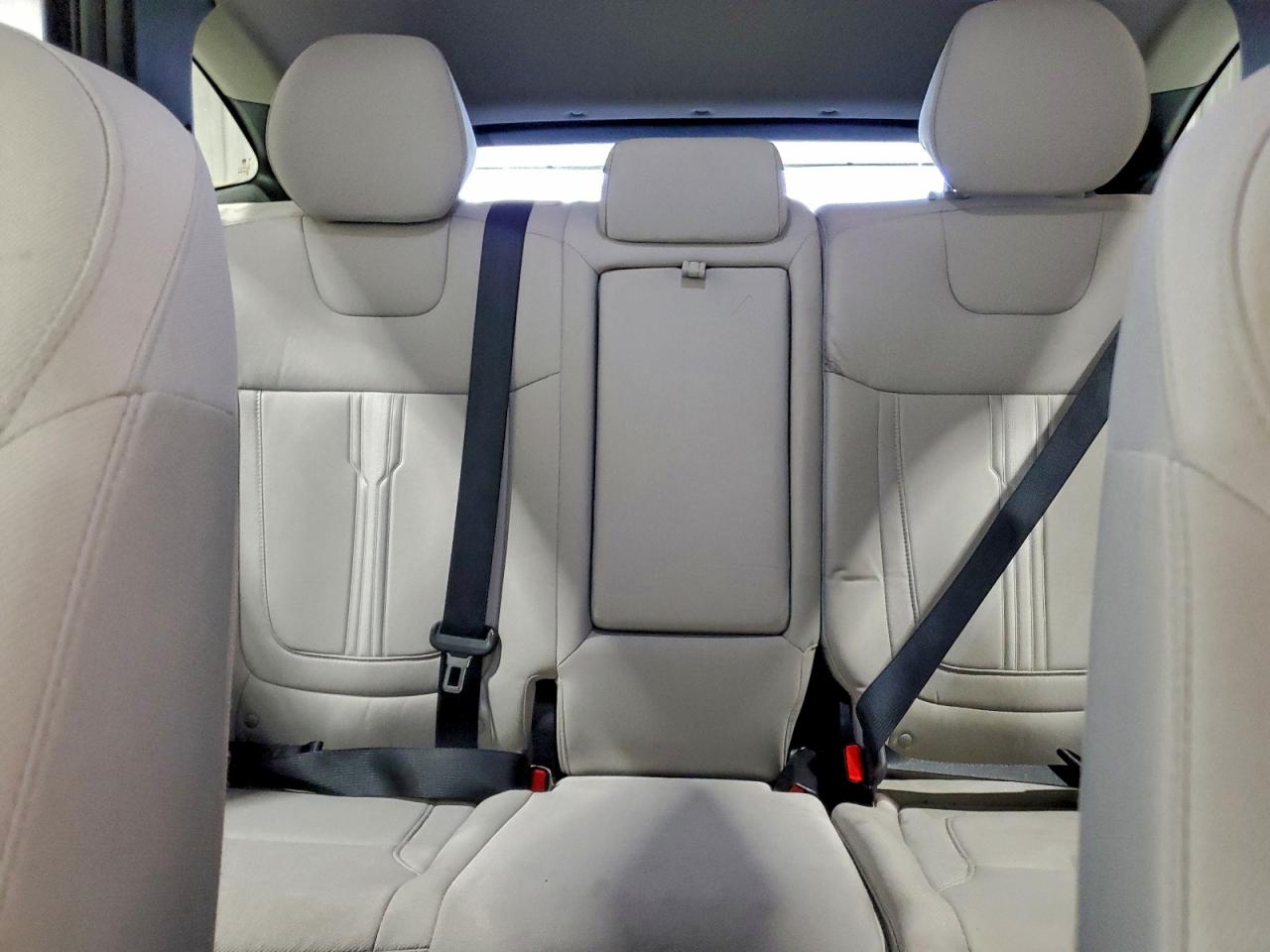 2025 HYUNDAI TUCSON SEL photo 10