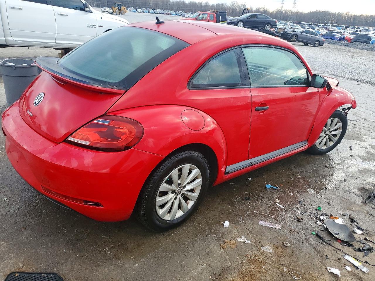 2017 VOLKSWAGEN BEETLE 1.8T photo 3