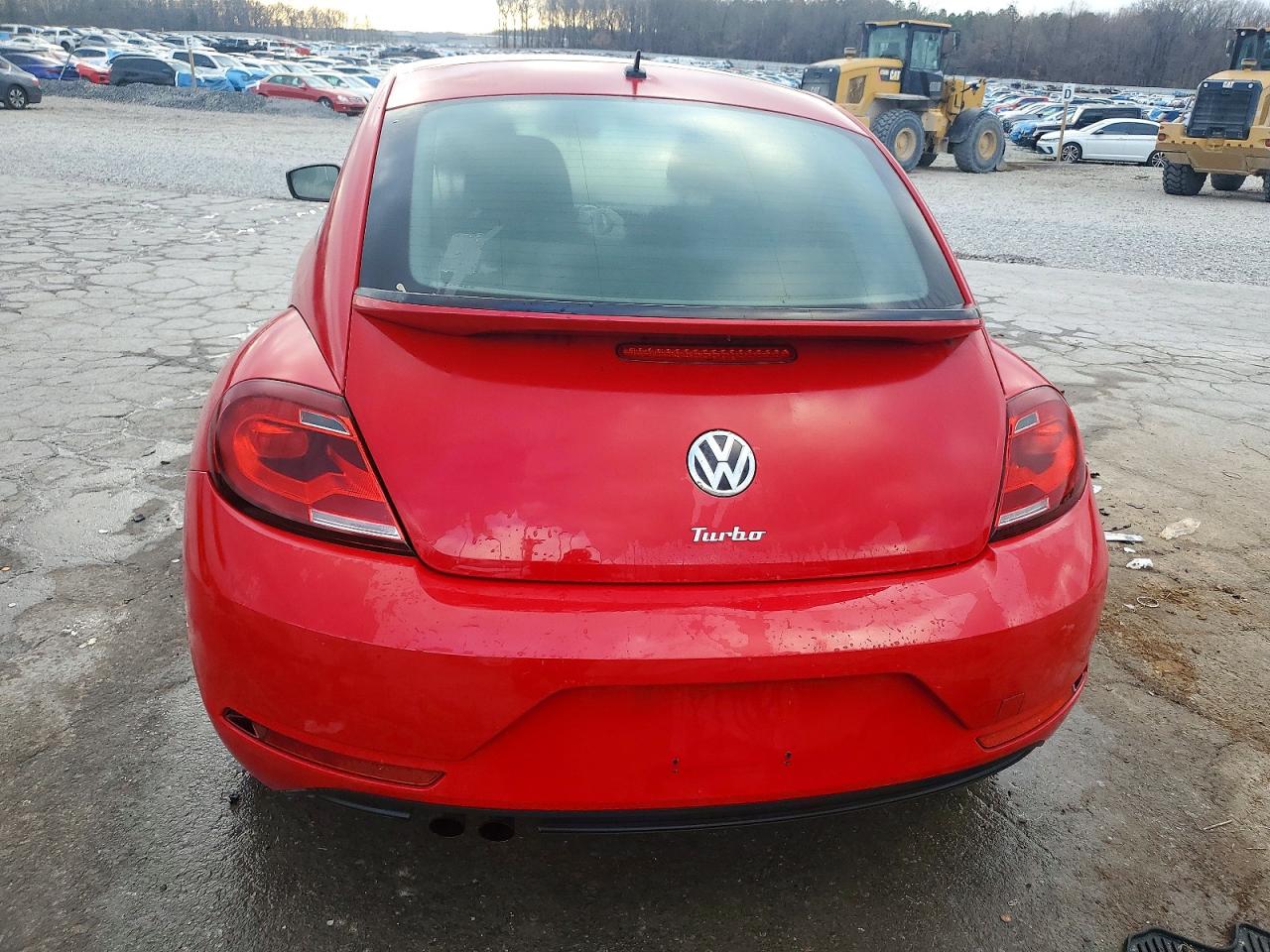 2017 VOLKSWAGEN BEETLE 1.8T photo 6