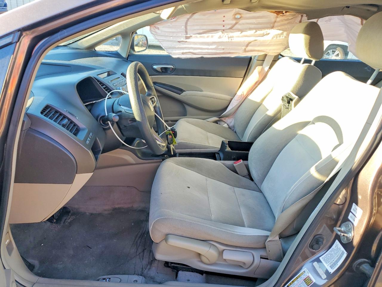 2010 HONDA CIVIC LX photo 7