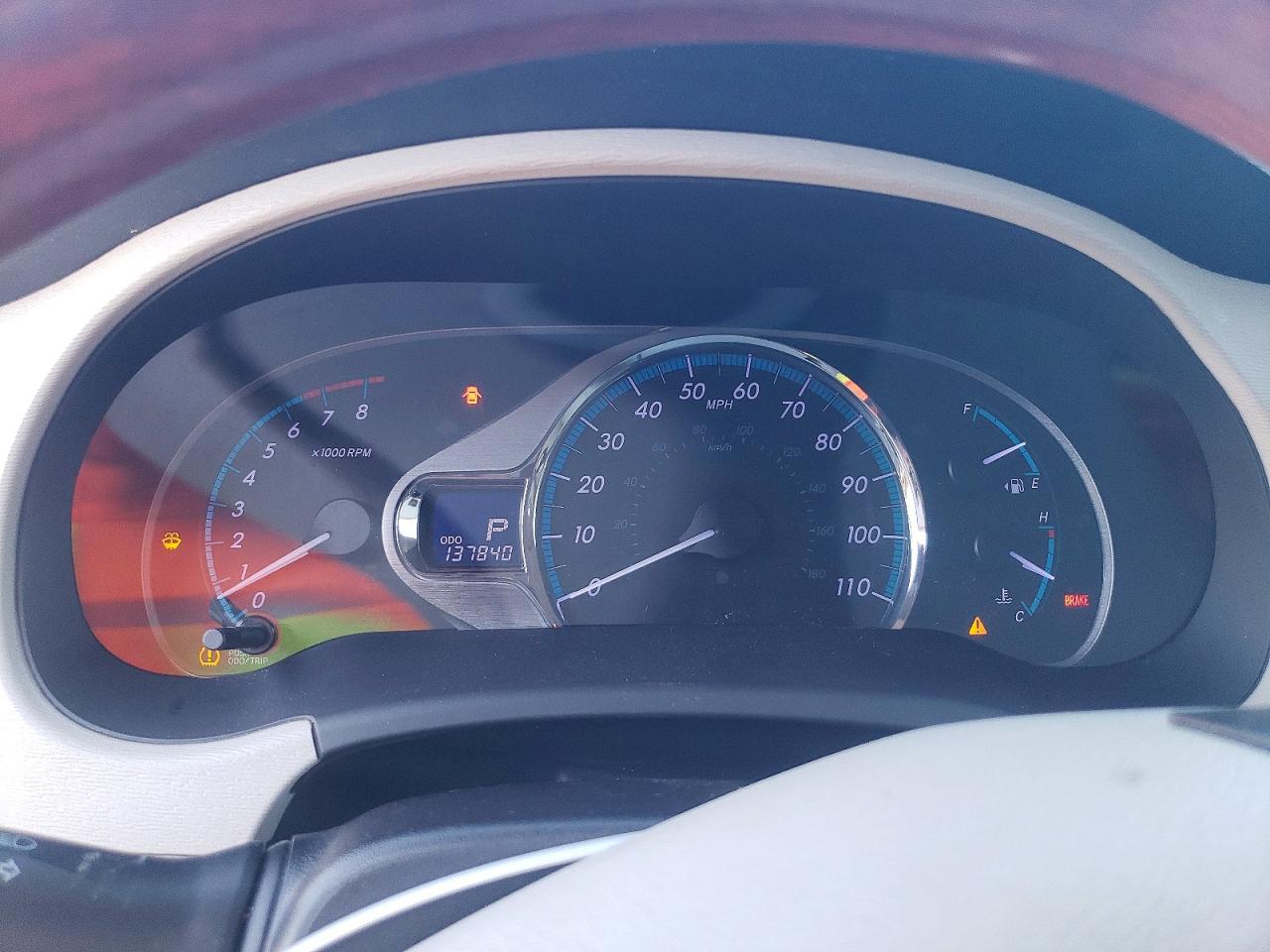 2014 TOYOTA SIENNA XLE photo 9
