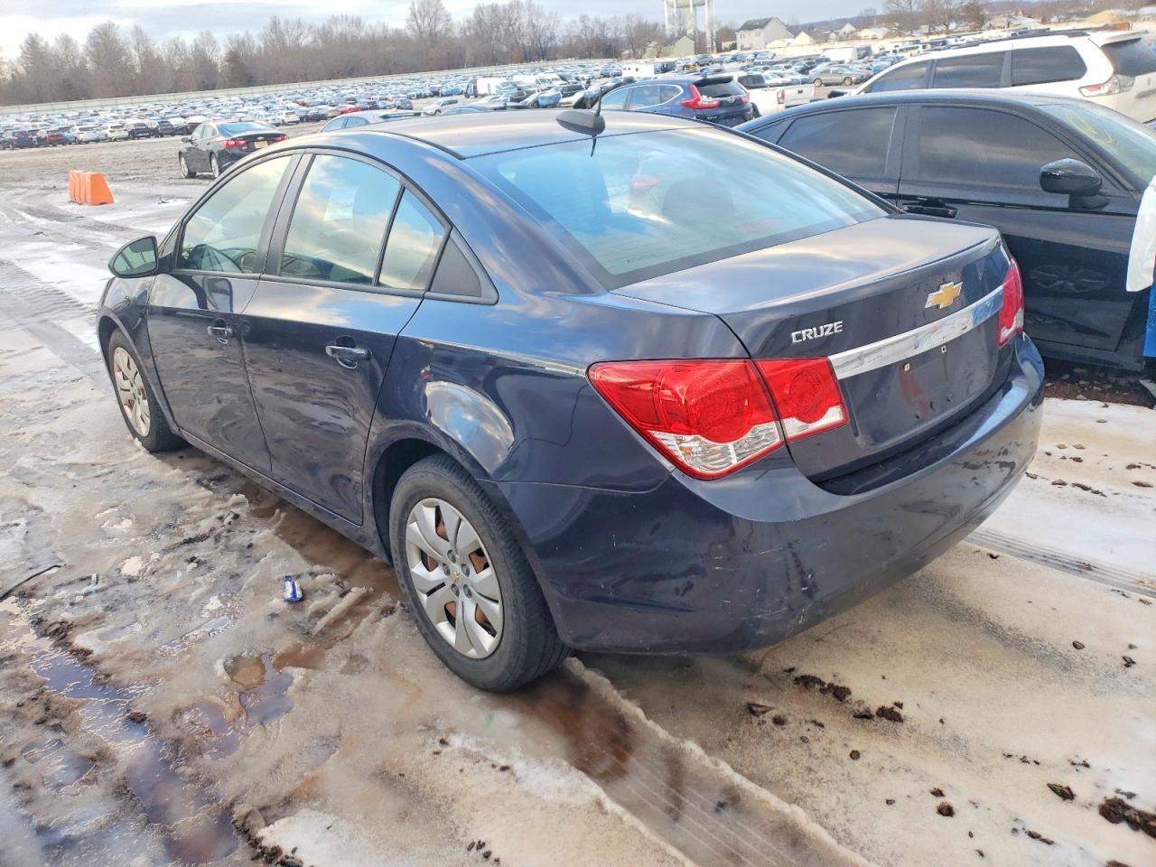 2016 CHEVROLET CRUZE LIMITED LS photo 2