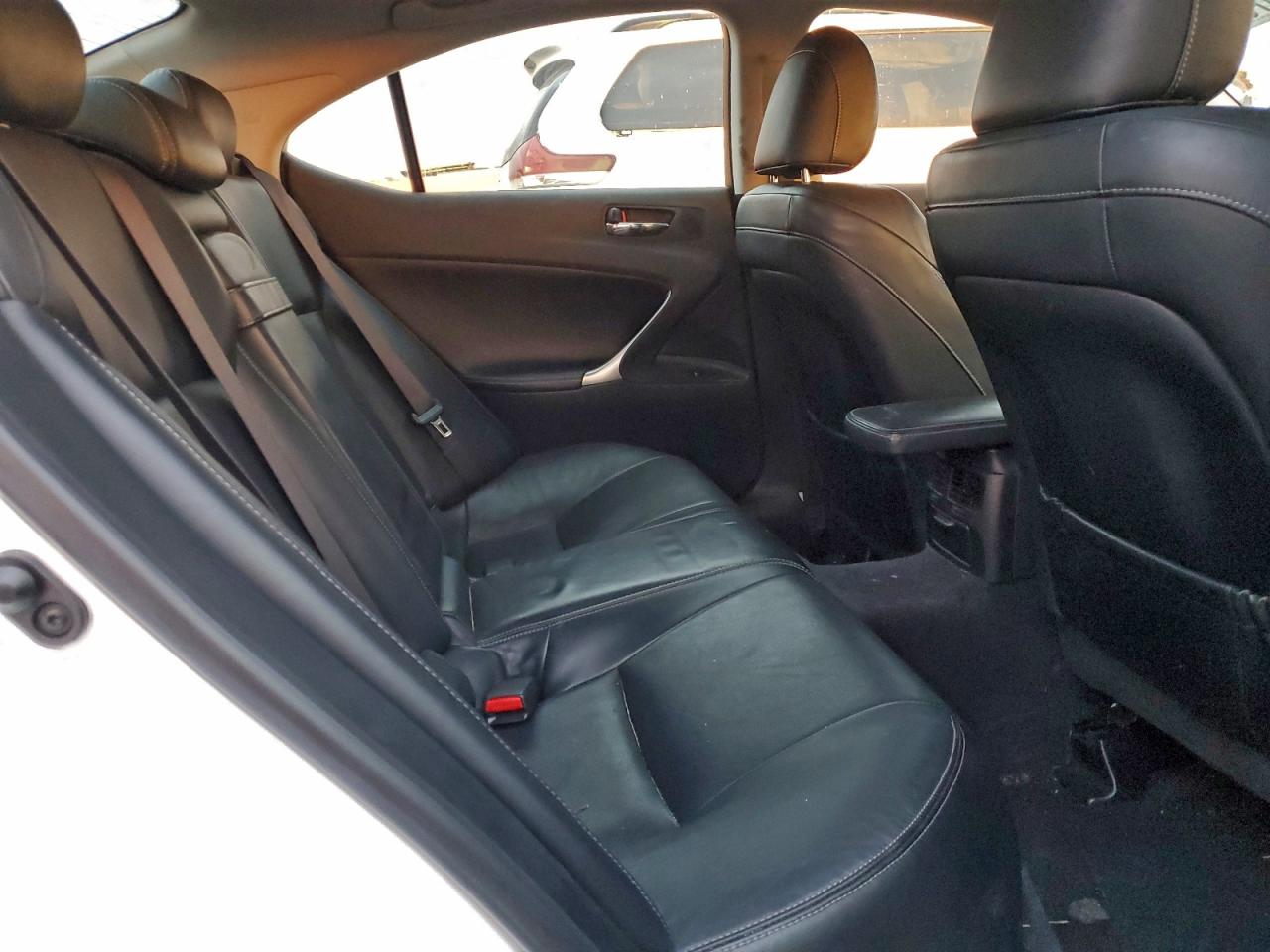 2009 LEXUS IS 250 photo 37