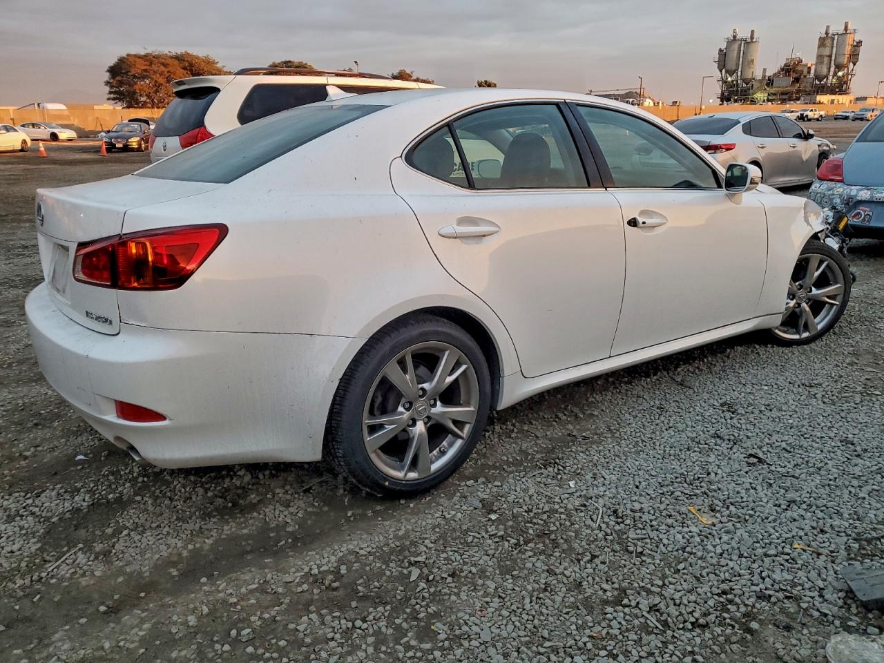 2009 LEXUS IS 250 photo 9