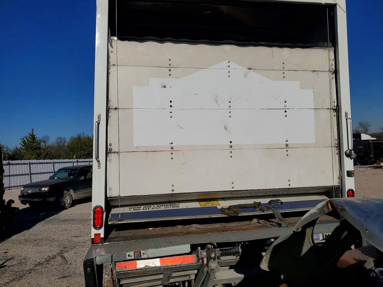 2020 FREIGHTLINER M2 106 MED - Box Truck photo 10