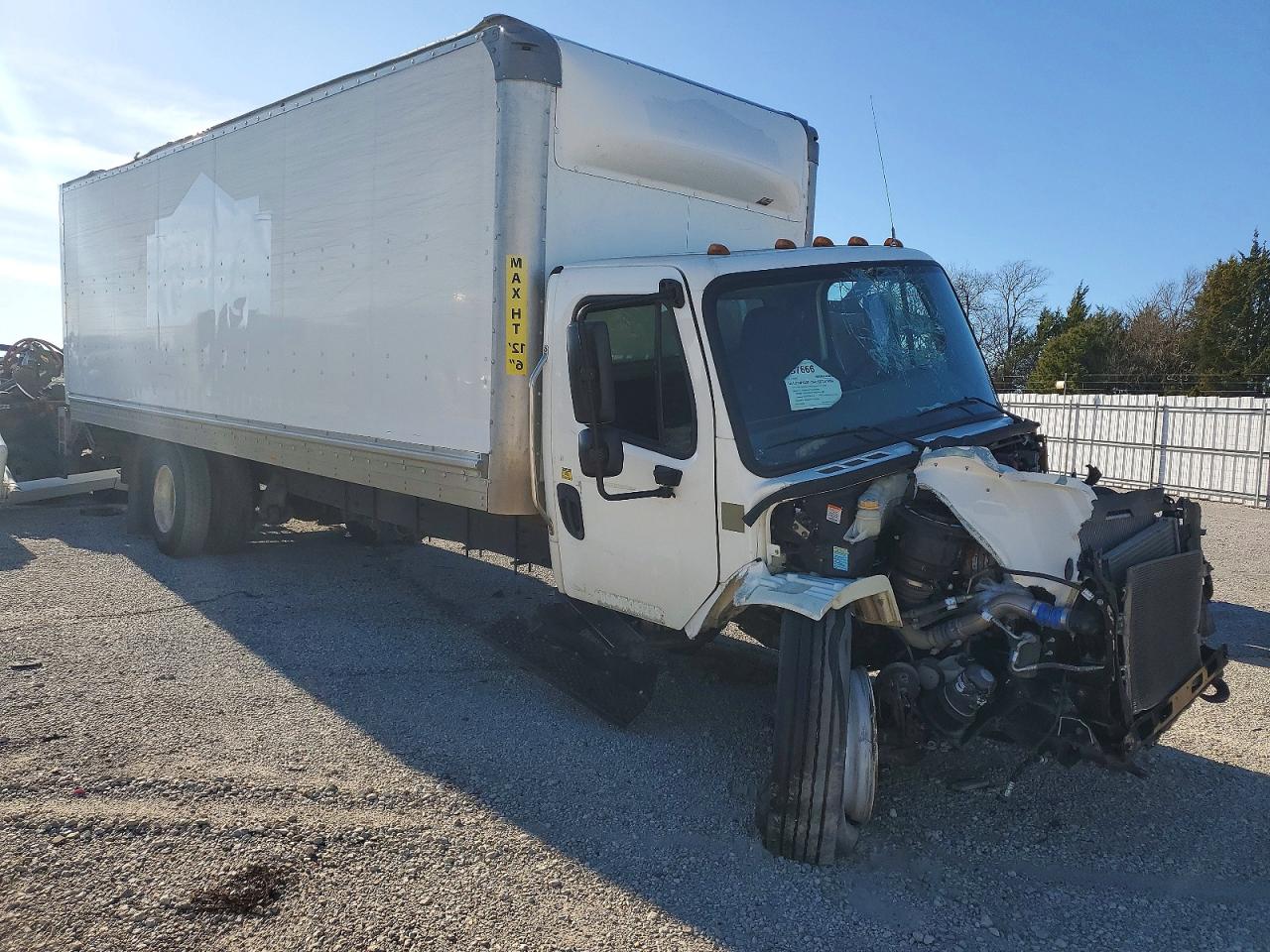 2020 FREIGHTLINER M2 106 MED - Box Truck photo 4