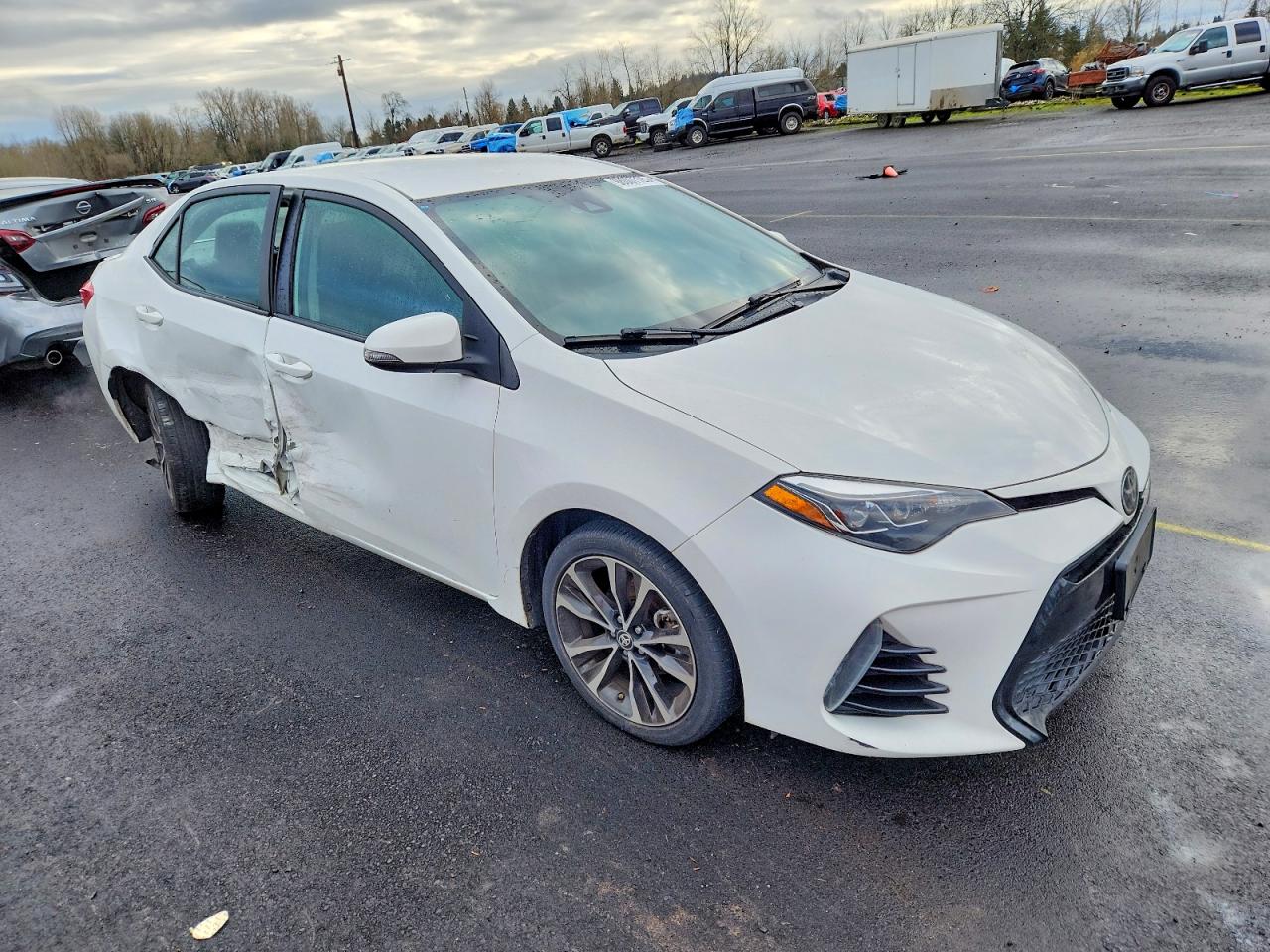 2017 TOYOTA COROLLA L photo 4