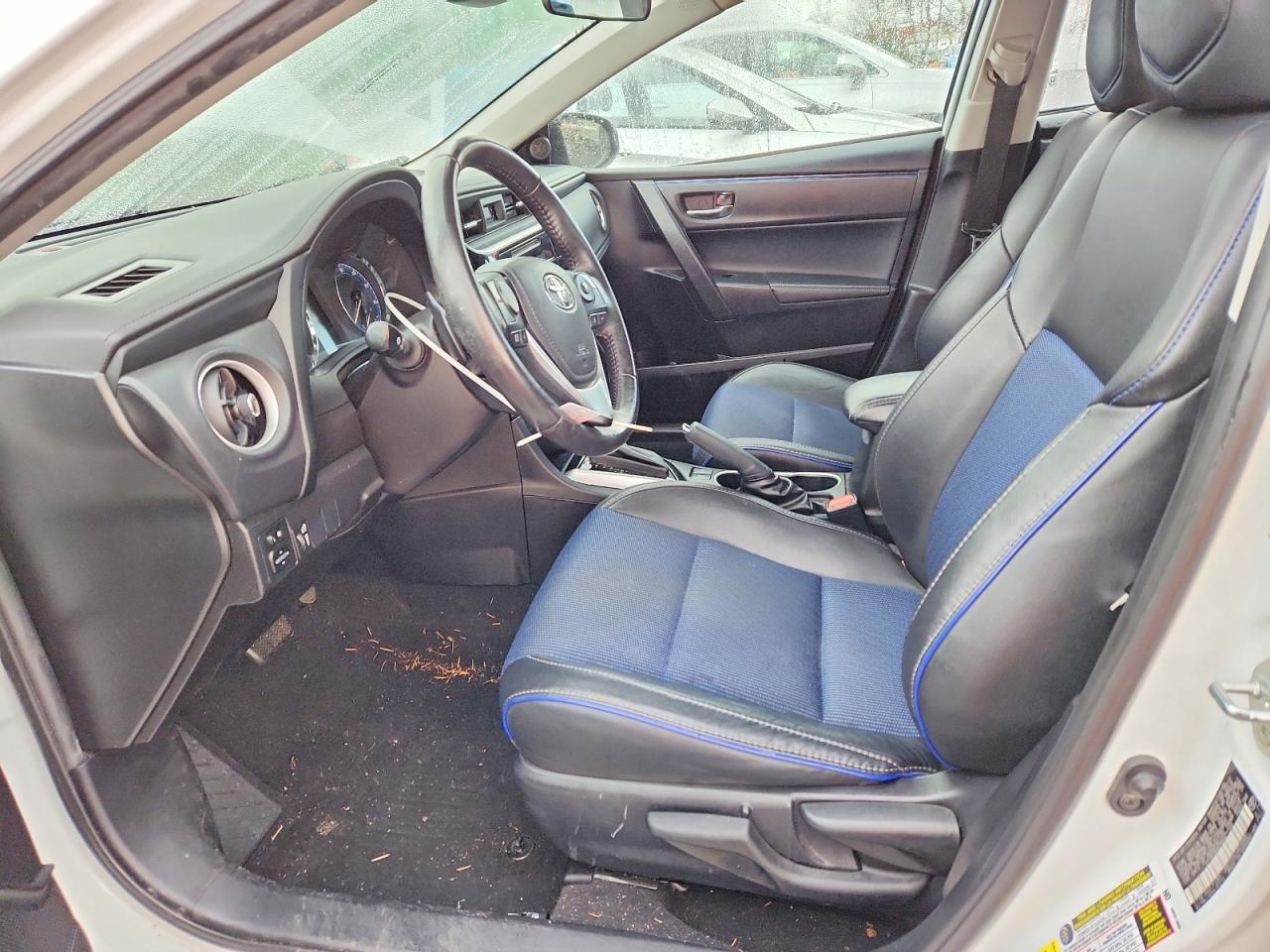 2017 TOYOTA COROLLA L photo 7
