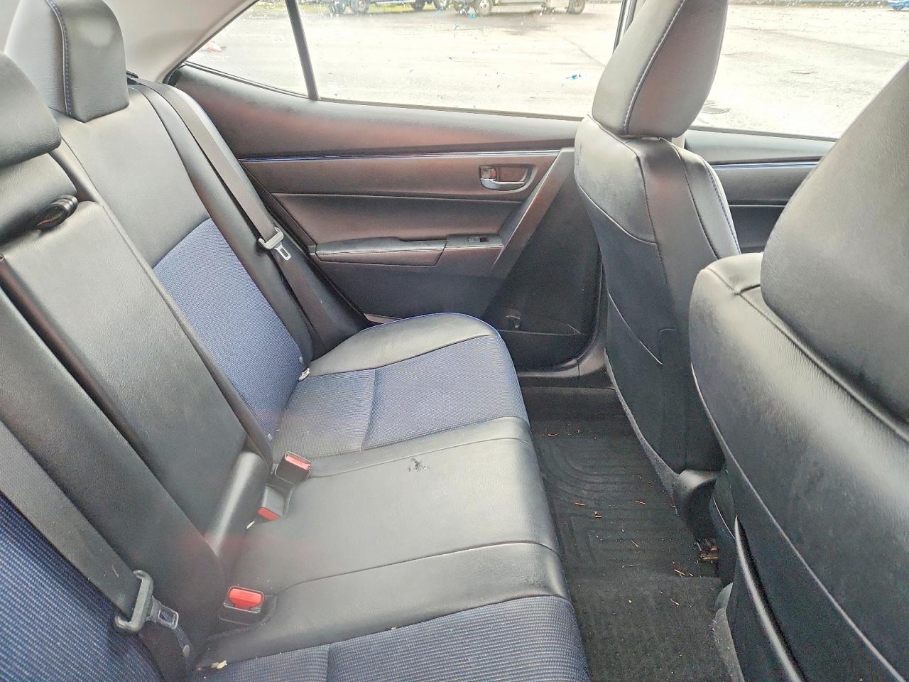 2017 TOYOTA COROLLA L photo 10