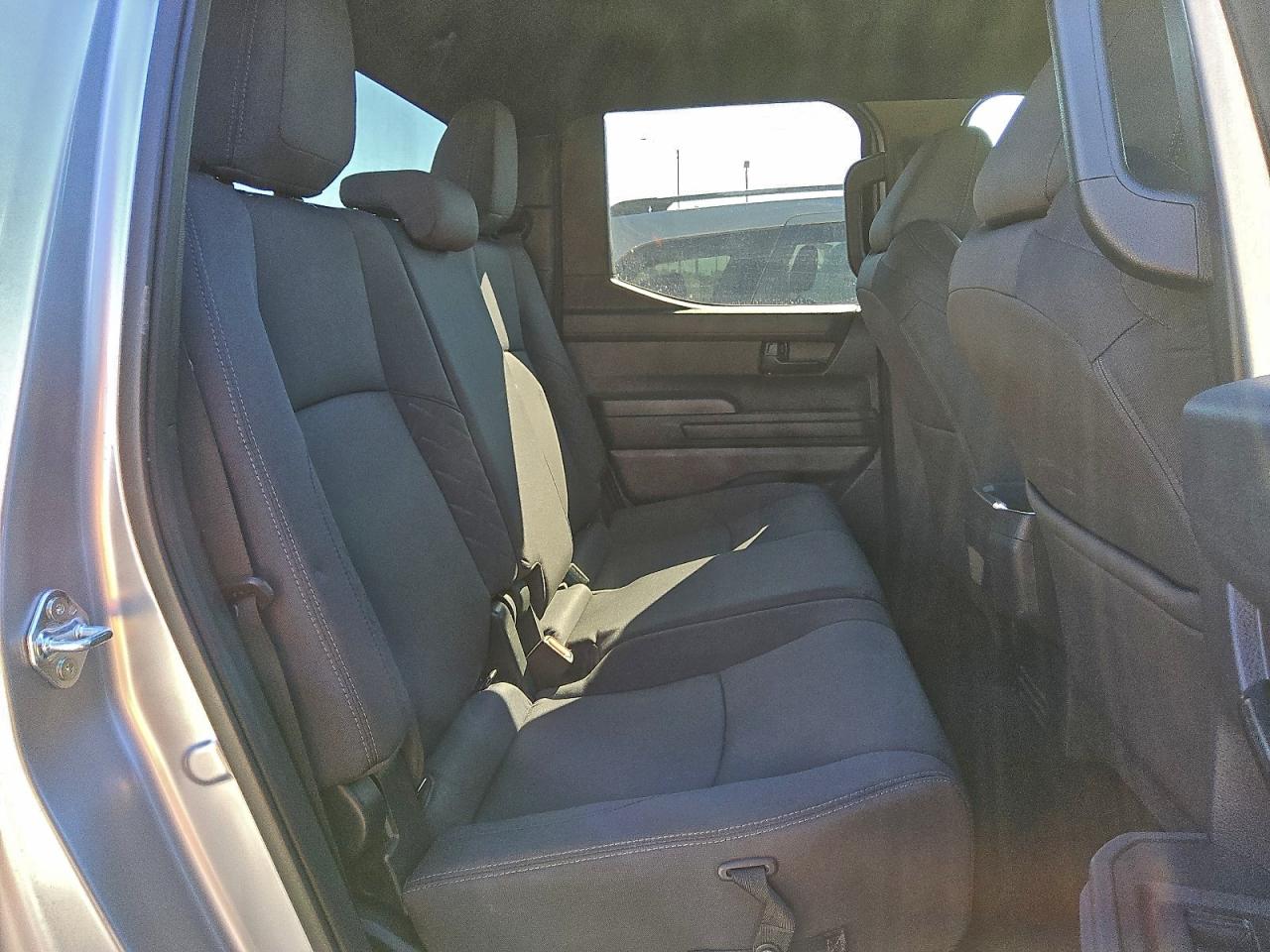 2025 TOYOTA TACOMA DOUBLE CAB photo 10