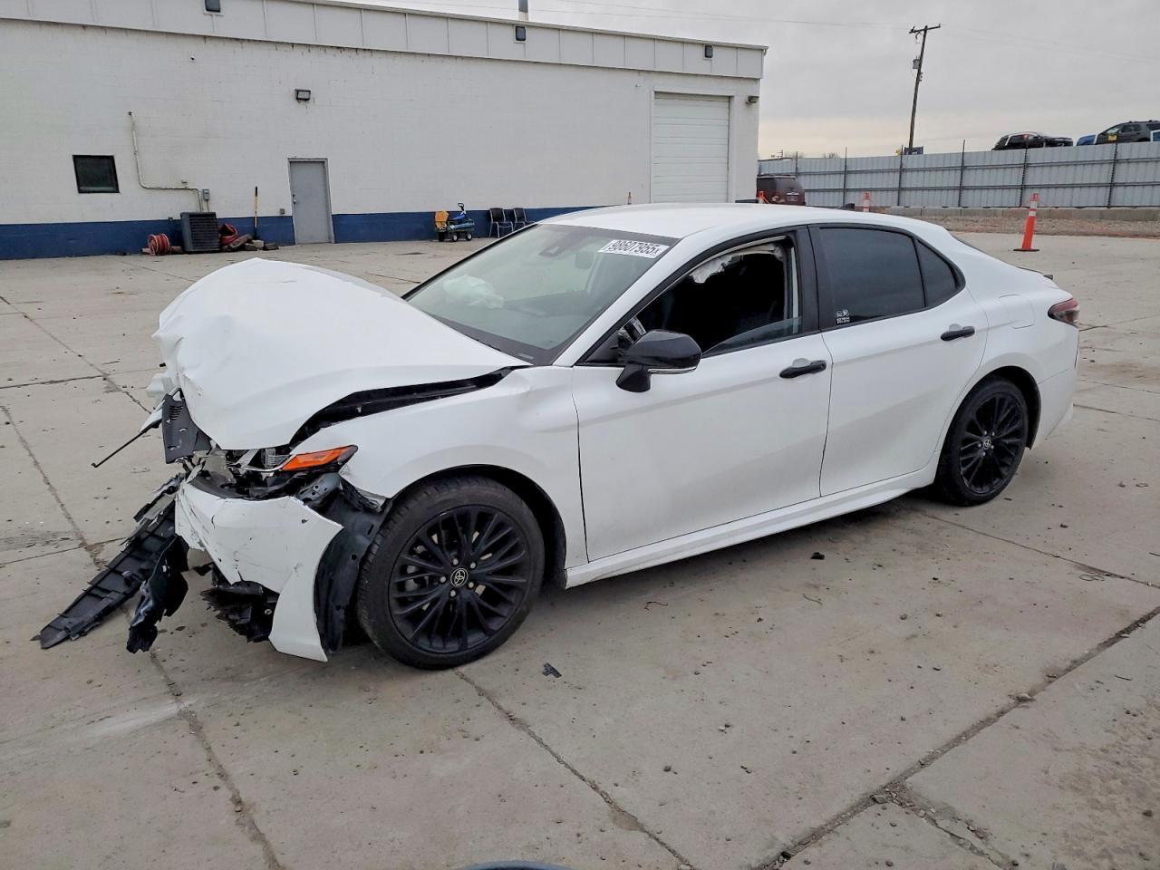 2022 TOYOTA CAMRY
