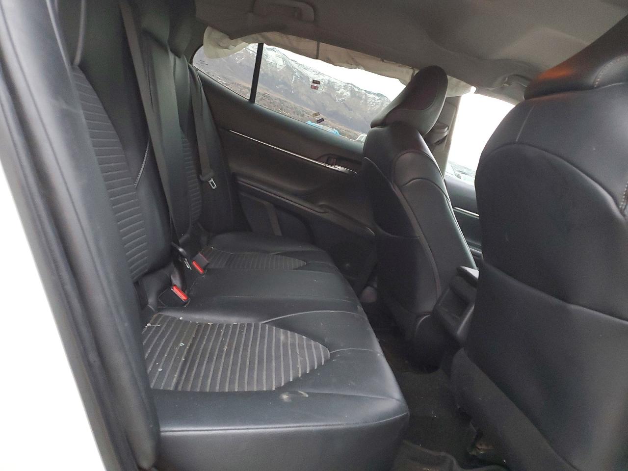 2022 TOYOTA CAMRY SE photo 10
