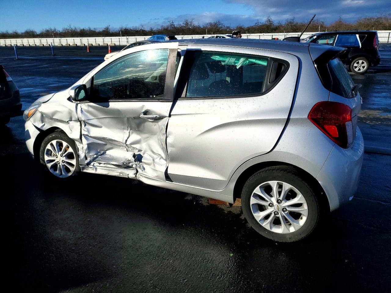 2020 CHEVROLET SPARK 1LT photo 2