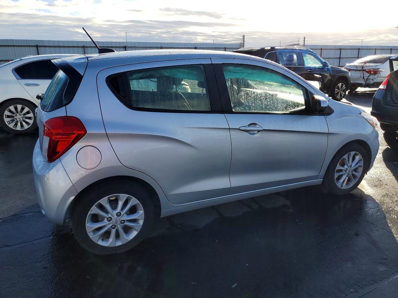2020 CHEVROLET SPARK 1LT photo 3