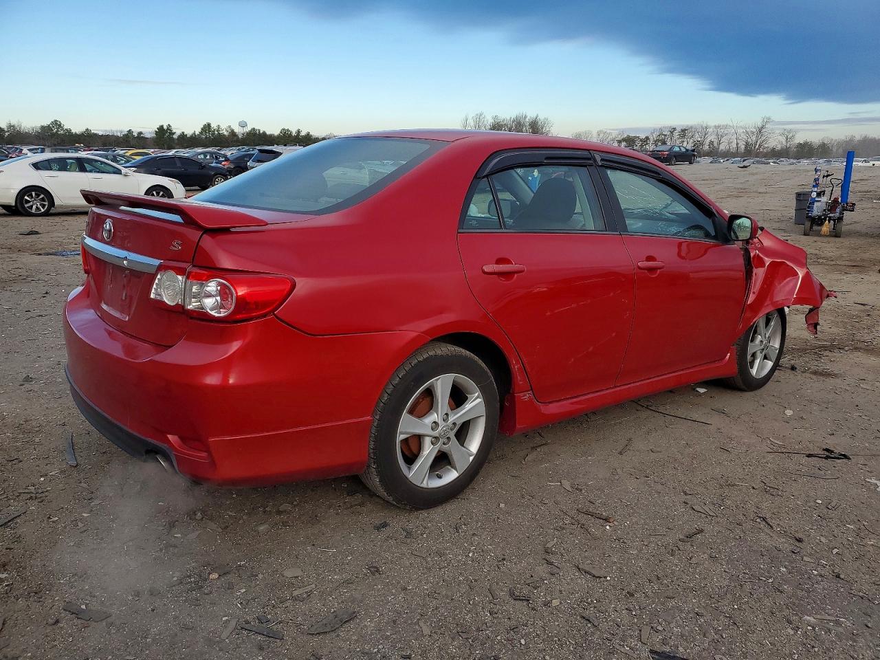 2013 TOYOTA COROLLA BASE photo 3