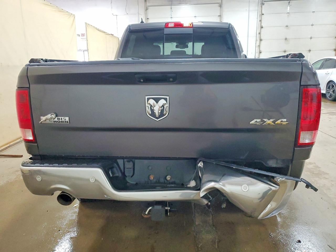 2014 RAM 1500 SLT photo 11